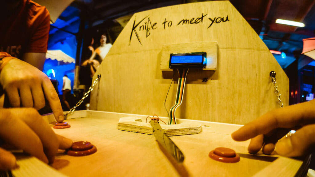 Knife to Meet You - Het is een race tegen de klok in dit zenuwslopende en hilarische spel.